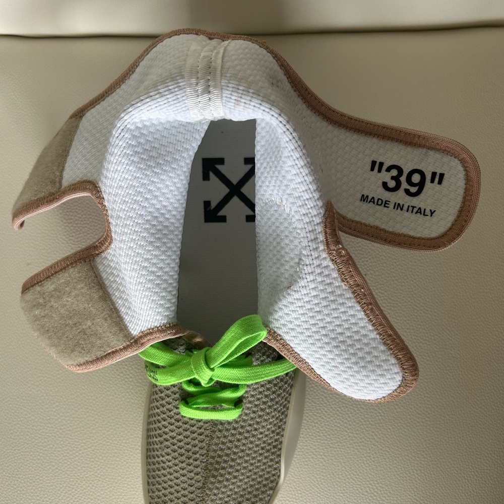 OFF-WHITE - Picture 6 of 12